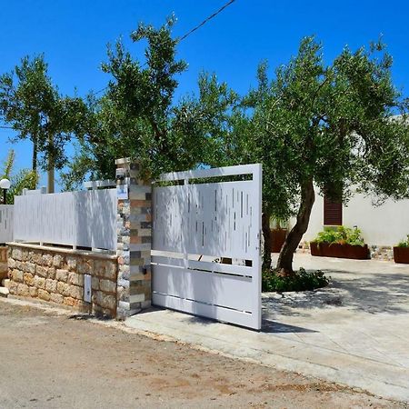 Villa Con Piscina Alcamo Marina 外观 照片