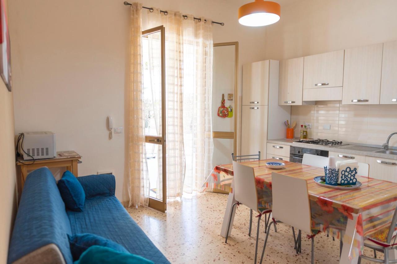 Villa Con Piscina Alcamo Marina 外观 照片