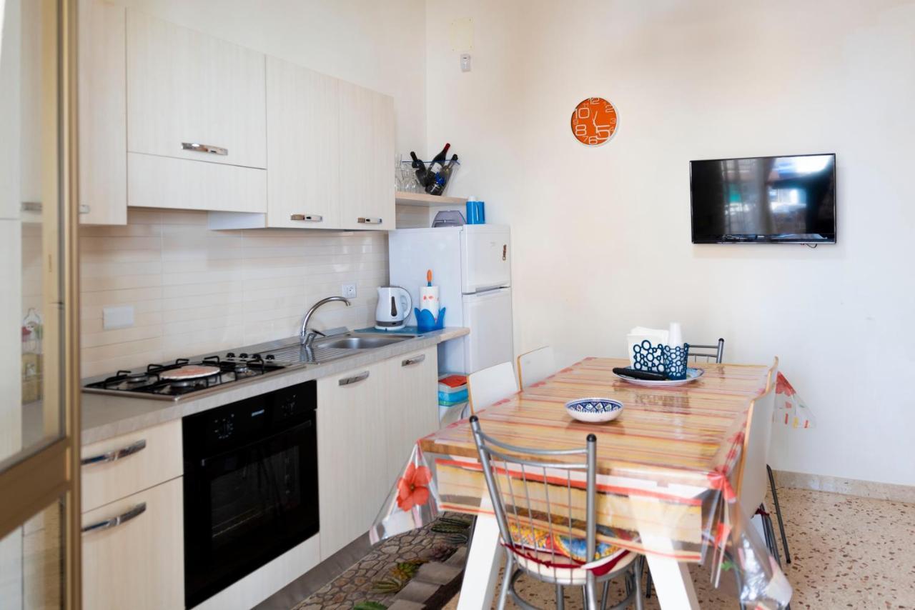 Villa Con Piscina Alcamo Marina 外观 照片